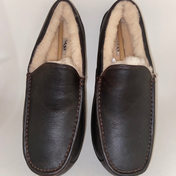 UGG Men's Ascot Slippers - Picture 2 of 9